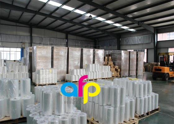 Encoja el tipo micrones a prueba de humedad plástico del carrete de película de POF 12,5 15 micrones