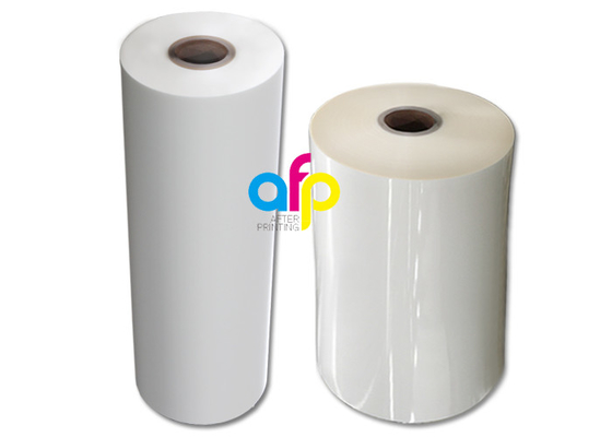 Película que lamina modificada para requisitos particulares 15micron - 30micron del solo lustre lateral de la corona BOPP