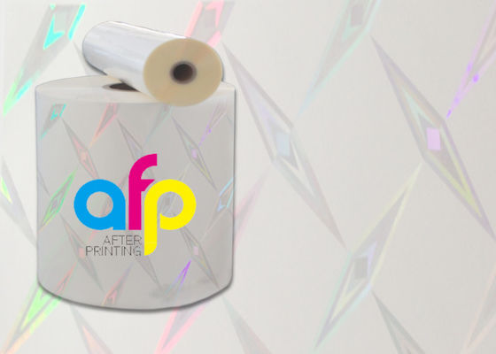 La película olográfica transparente 26micron de la laminación de Bopp estándar/modificó el modelo para requisitos particulares