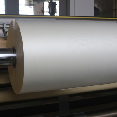 Transparencia BOPP Película de laminación térmica Rollos de corona de doble cara tratados con 15-25 micras