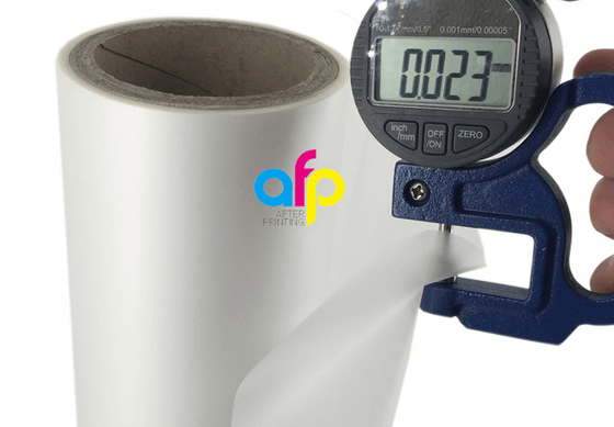 Película mate de la laminación de BOPP para el folleto/los diarios/el bolso de compras/la caja de regalo