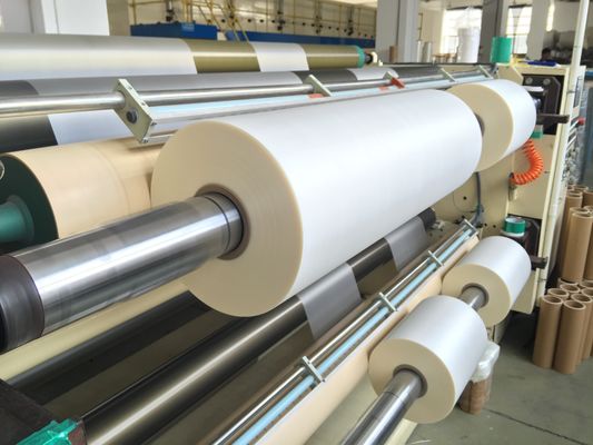 Película de laminado térmico BOPP Tamaño de rollo 350mm 3000m Película de laminado térmico Ideal para revestimientos laminados de papel de cartón impreso